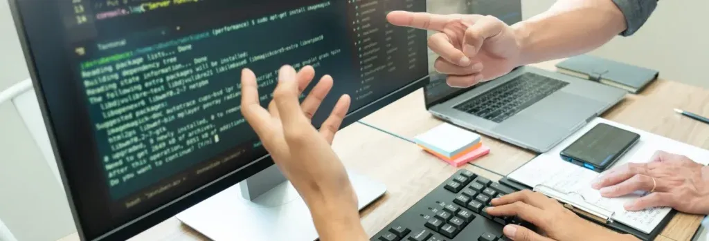 Choosing Between Native and Cross-Platform App Development: A Guide for Profitable Solutions